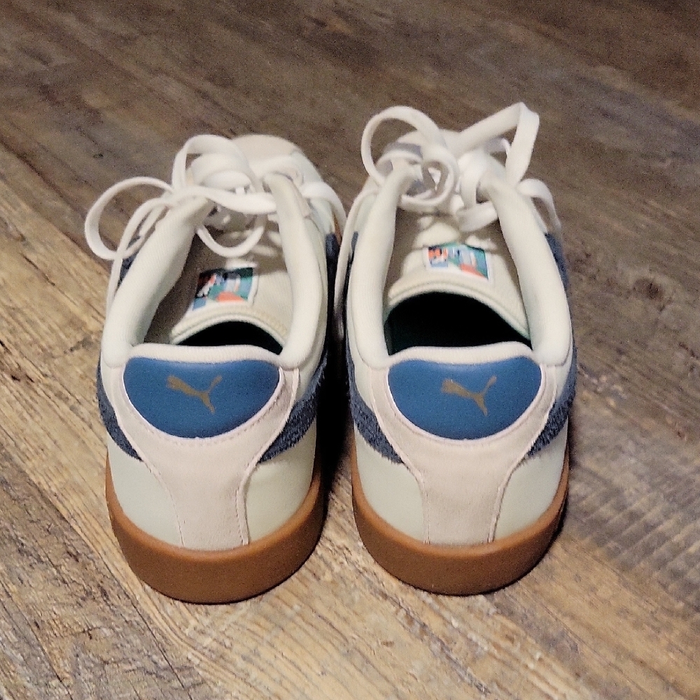 Puma White and Navy Sneakers - Picture 6 of 6